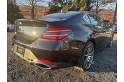 $34990 : Genesis G70 2025 2.5T Standa thumbnail