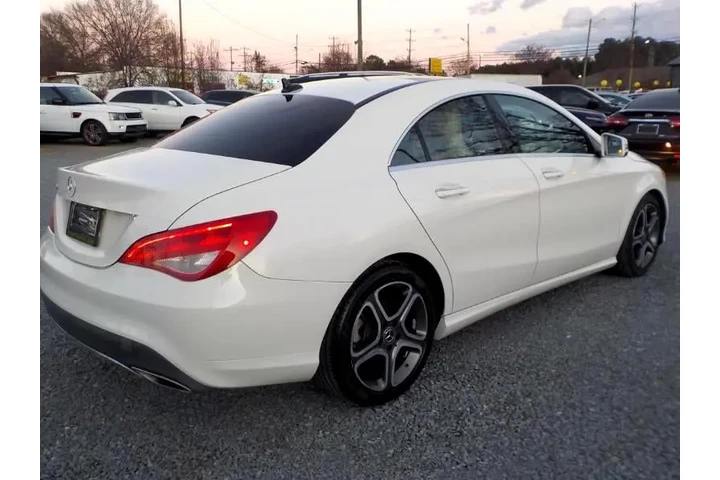 $13476 : 2018 CLA 250 image 5