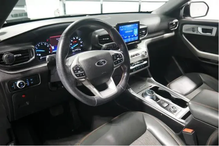 $35000 : Ford Explorer 2023 AWD Timbe image 9