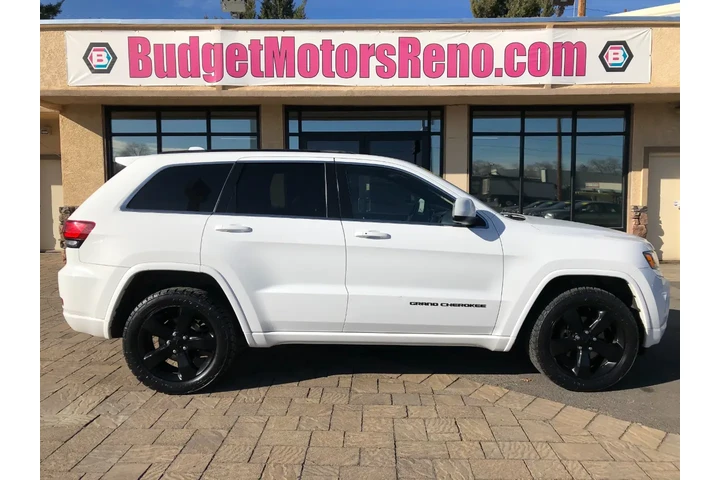 $14870 : 2015 Grand Cherokee Altitude image 2