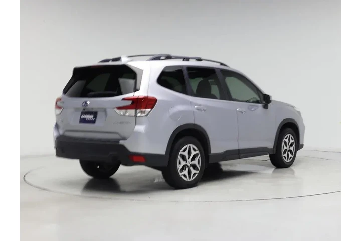 $21998 : Subaru Forester 2020 AWD Pre image 8