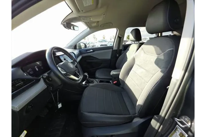 $20000 : Volkswagen Taos 2024 SE 4dr image 7