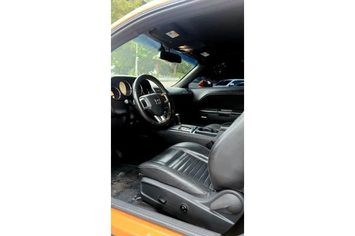 $11990 : 2014 Challenger SXT image 9