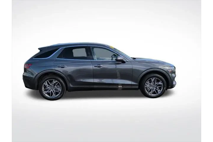 $34200 : Genesis GV70 2023 AWD 2.5T S image 9