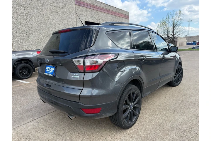 $10500 : 2017 Escape SE image 6