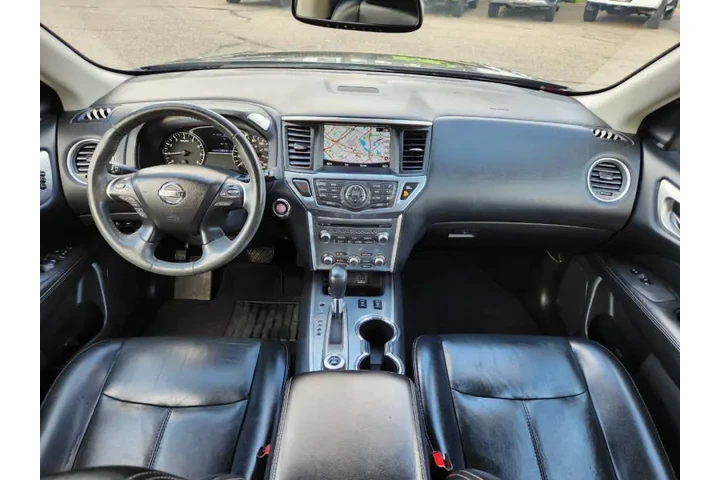 $14972 : 2018 Pathfinder SL image 4
