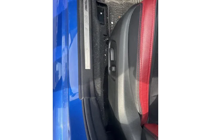 $31499 : Subaru WRX 2020 AWD STI Limi image 5