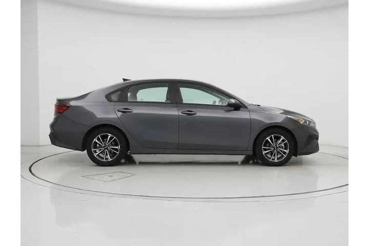 $17998 : Kia Forte 2024 LX 4dr Sedan image 7