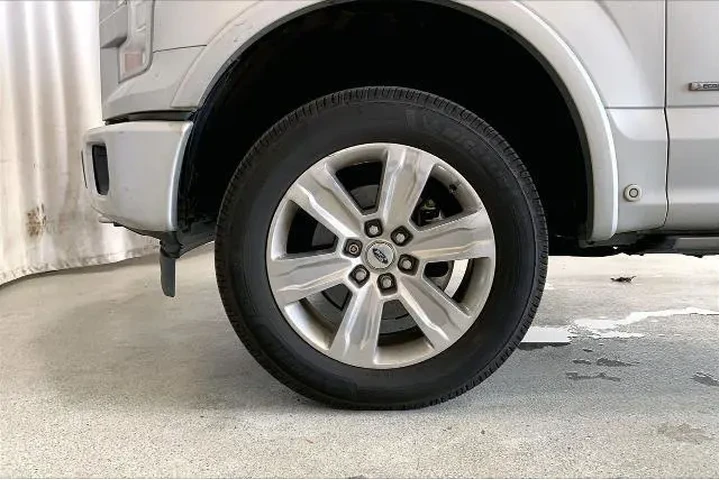 $23751 : Ford F-150 2017 4x4 King Ran image 6