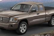 PRE-OWNED 2011 RAM DAKOTA BIG en Madison WV