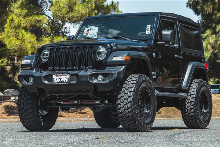 2020 Wrangler Sport S image 6