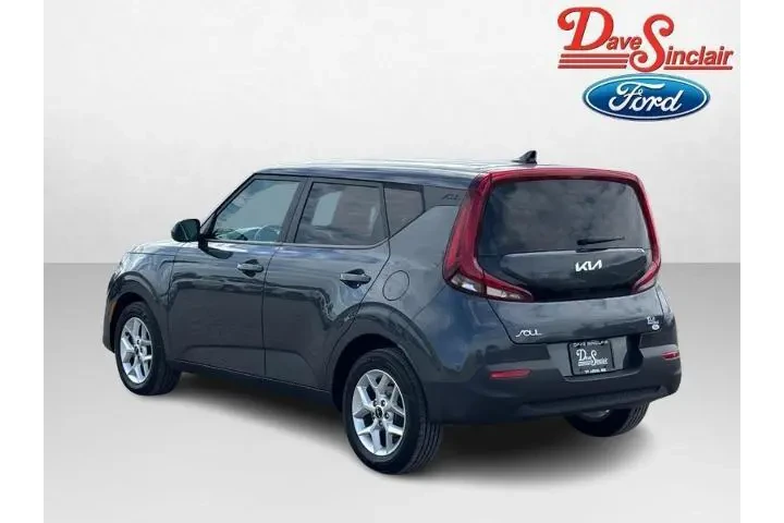 $16444 : Kia Soul 2022 S 4dr Crossove image 9