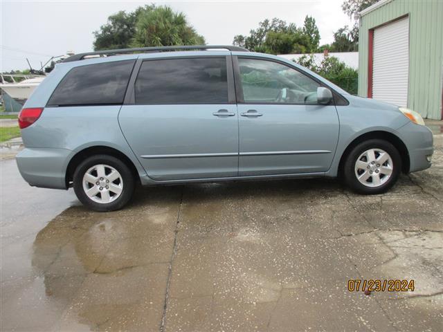 $6995 : 2005 Sienna image 6