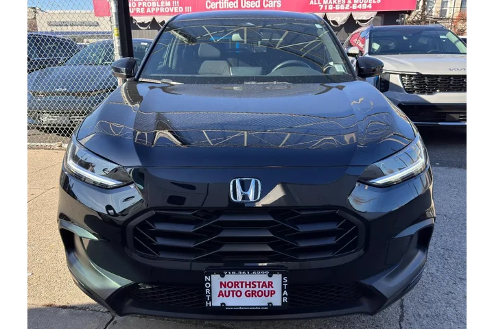 $20895 : Honda HR-V 2023 AWD Sport 4d image 2