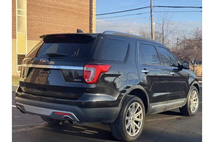 $6999 : 2017 Explorer Limited image 6