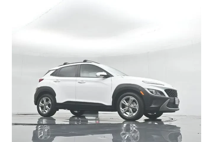 $19500 : Hyundai KONA 2023 SEL 4dr Cr image 4