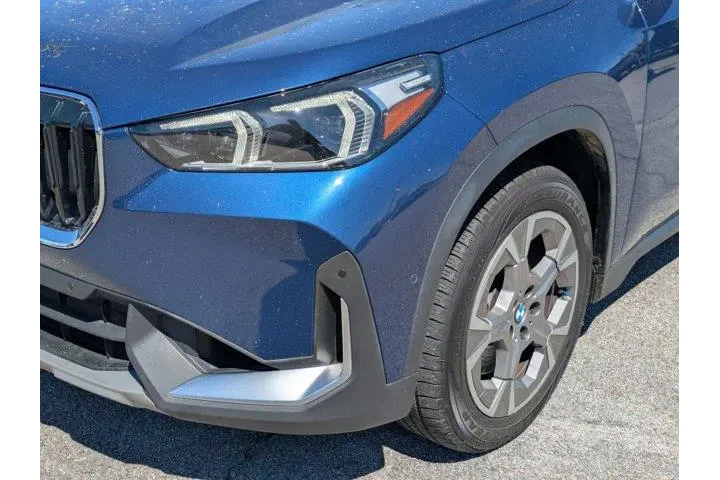$28995 : BMW X1 2023 AWD xDrive28i 4d image 9