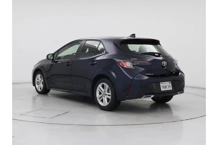 $22998 : Toyota Corolla Hatchback 202 image 2
