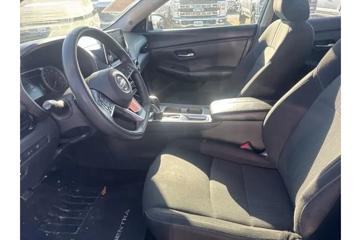 $17000 : Nissan Sentra 2023 SV 4dr Se image 2