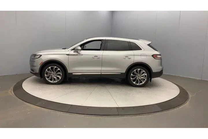 $34999 : Lincoln Nautilus 2021 AWD Re image 2