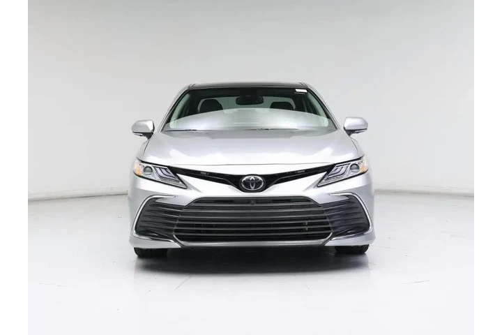 $31998 : Toyota Camry 2023 XLE 4dr Se image 5