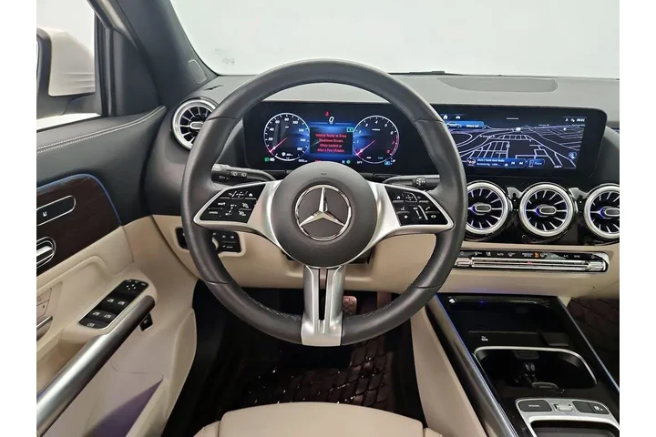 $35998 : Mercedes-Benz GLA 2024 AWD G image 10