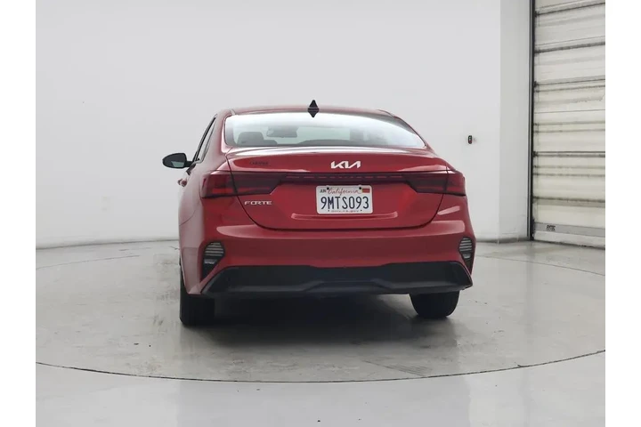 $17998 : Kia Forte 2024 LXS 4dr Sedan image 6