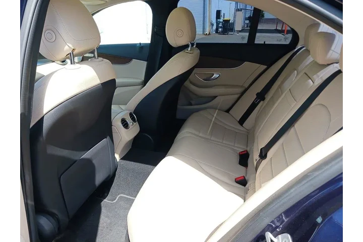 $25998 : Mercedes-Benz C-Class 2021 C image 8