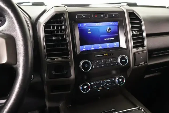 $19199 : Ford Expedition 2020 4x2 XLT image 5