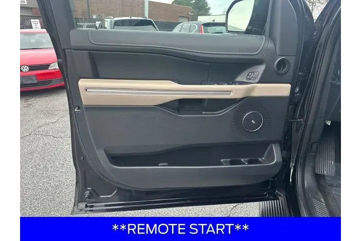 $39998 : Ford Expedition MAX 2024 4x4 image 10