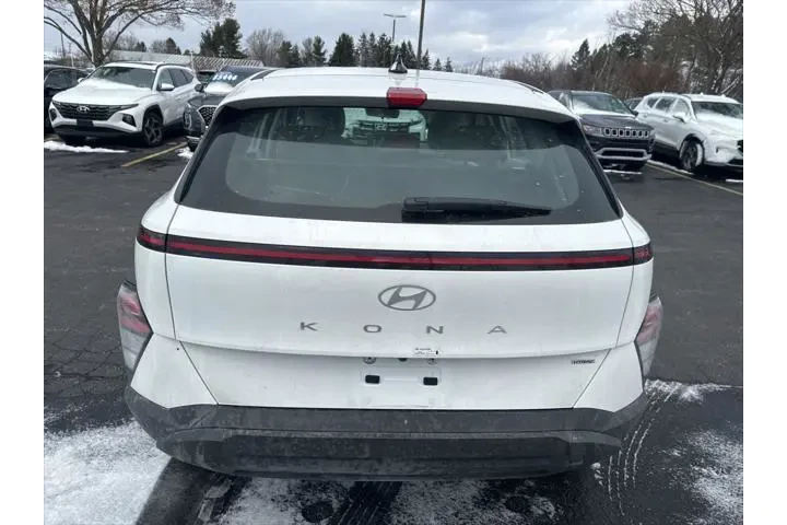 $23904 : Hyundai KONA 2025 AWD SE 4dr image 10