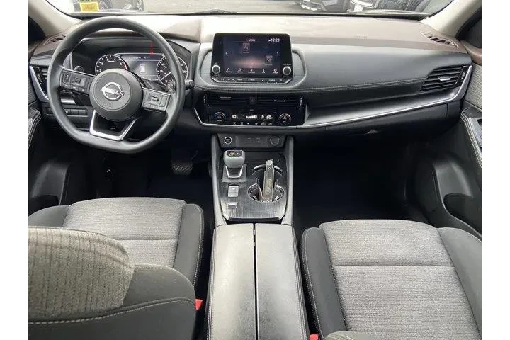 $14487 : Nissan Rogue 2023 SV 4dr Cro image 10