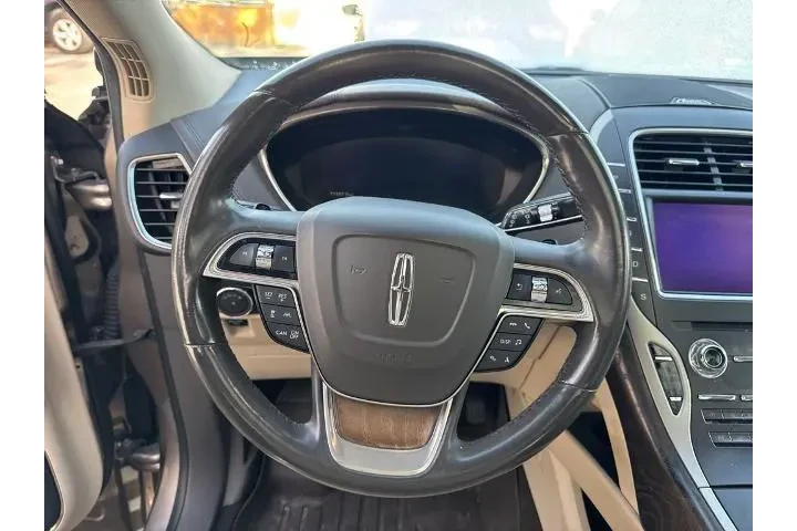 $24070 : Lincoln Nautilus 2020 AWD Re image 9