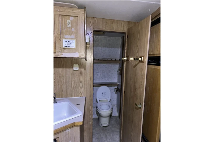 $1000 : Traila en Renta (Los Angeles) image 3