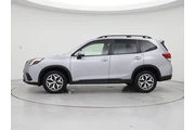 $27998 : Subaru Forester 2023 AWD Pre thumbnail