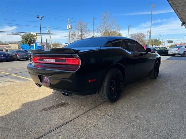 $11999 : 2014 Challenger SXT image 8