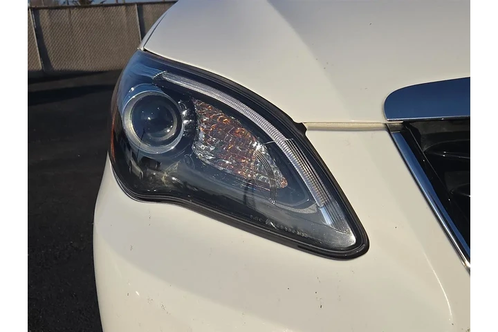 $11900 : 2014 200 Touring image 10