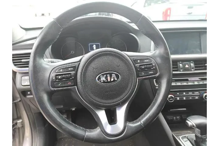 $13915 : Kia Optima 2016 EX 4dr Sedan image 6