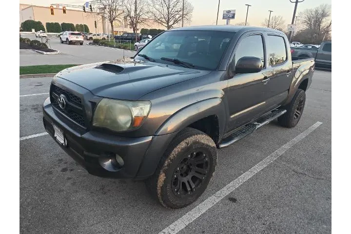 $16500 : Toyota Tacoma 2011 4x4 V6 4d image 2