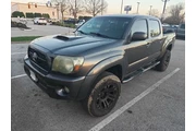 $16500 : Toyota Tacoma 2011 4x4 V6 4d thumbnail