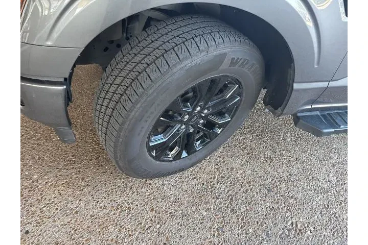 $35408 : Ford F-150 2024 4x2 XLT 4dr image 3