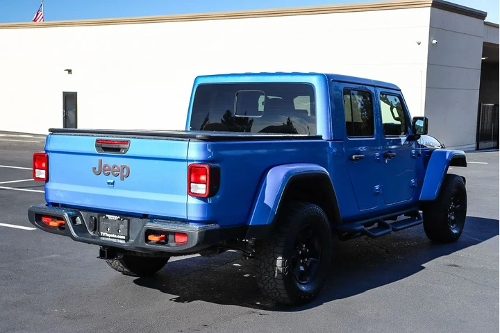 $35948 : Jeep Gladiator 2023 4x4 Moja image 9