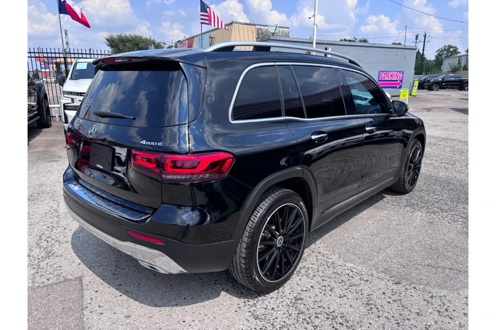 2023 Mercedes-Benz GLB-Class image 6