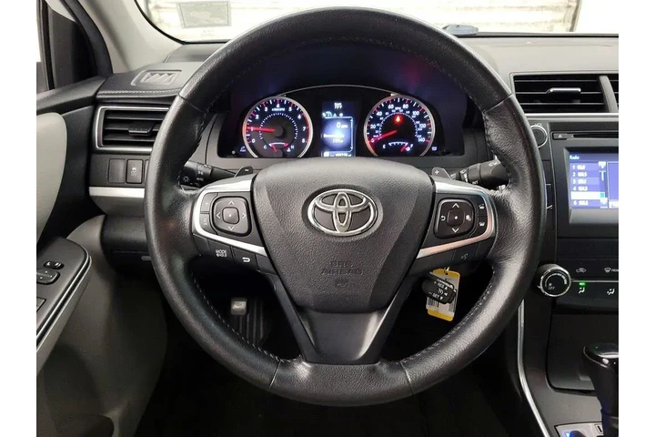 $15998 : Toyota Camry 2015 SE 4dr Sed image 10