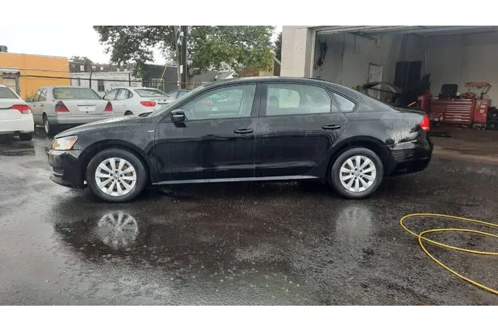 $5995 : 2015 Passat image 5