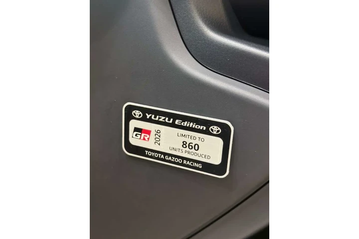 TOYOTA GR86 YUZU EDITION image 1