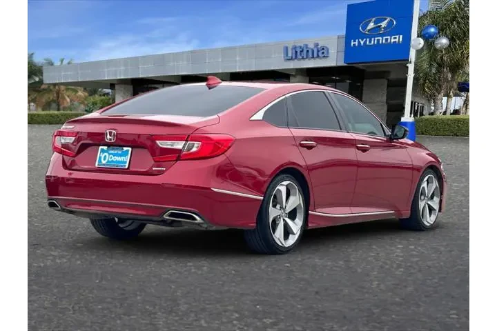 $18499 : Honda Accord 2018 Touring 4d image 3