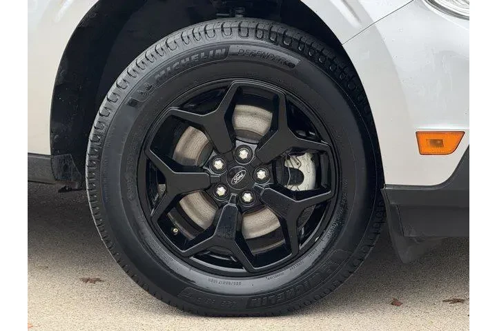 $23800 : Ford Maverick 2022 AWD XLT 4 image 3