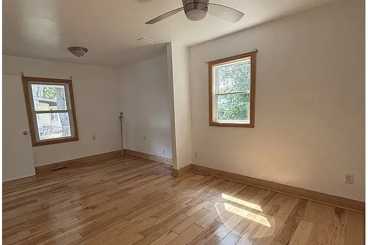 $1150 : HOUSE FOR RENT IN MICHIGAN image 2