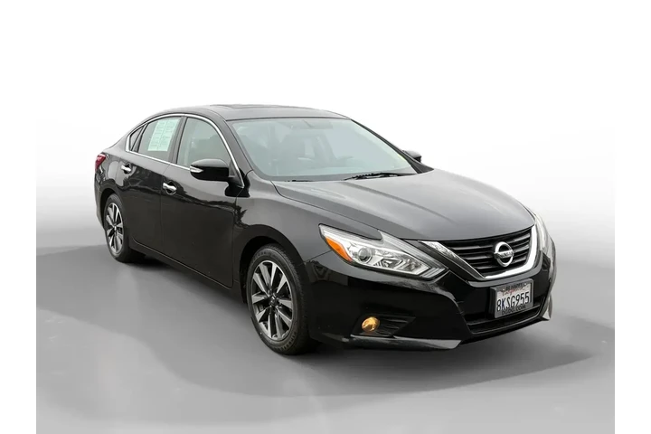 $10880 : Nissan Altima 2017 2.5 4dr S image 7
